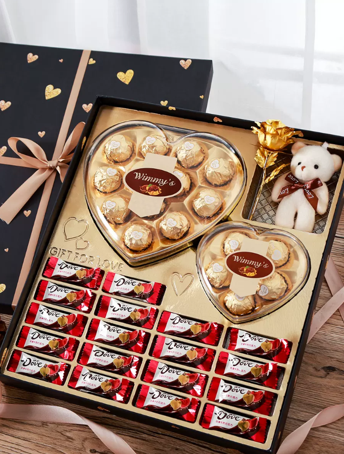 巧克力礼盒装送女友老婆七夕情人节心形糖果零食女生生日礼物